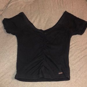 HOLLISTER black cropped shirt